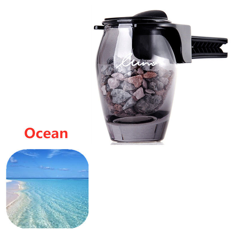 Car air outlet aromatherapy