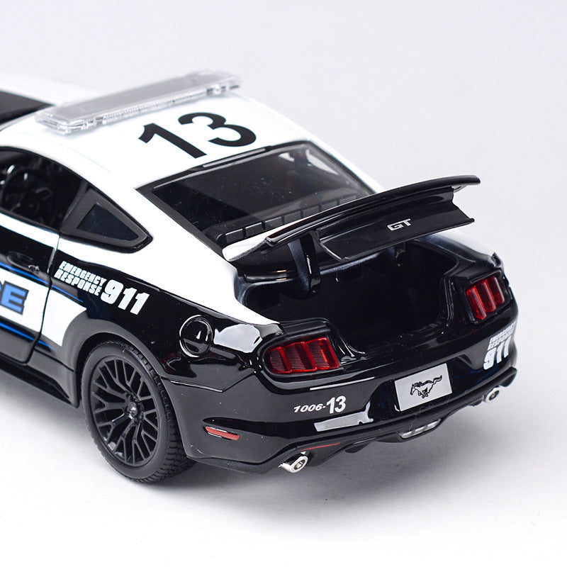 Meritor Original 2015 Ford Mustang GT Police Car
