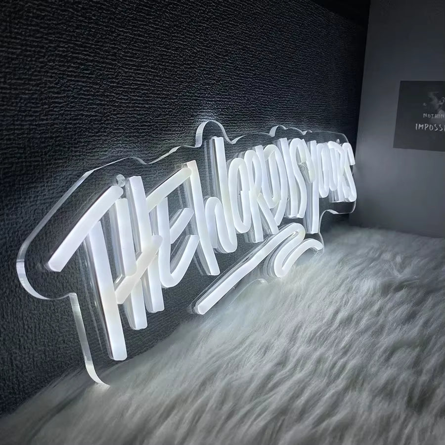 Powered by Usb, Are Used for Decoration of Man Caves, Clubs, Game Rooms and Graduation Parties，The World Is Yours Neon Sign