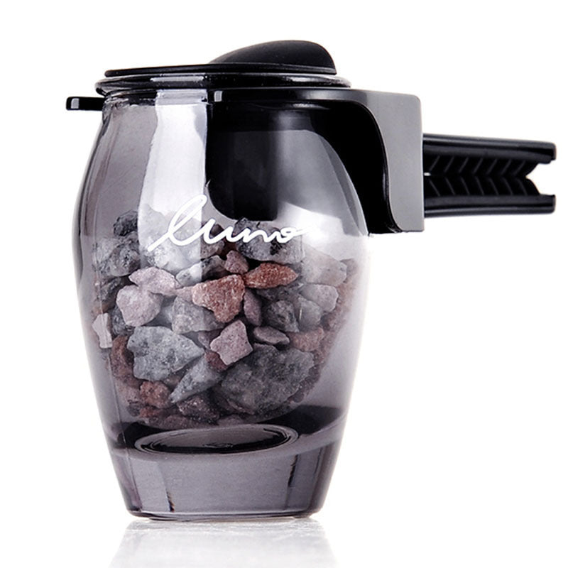 Car air outlet aromatherapy